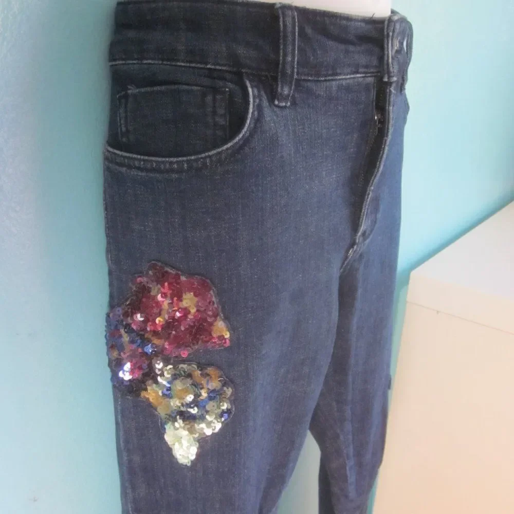 Anthropologie Pilcro Floral Sequin BOHO Slim Boyfriend Jeans Blue Denim Size 28